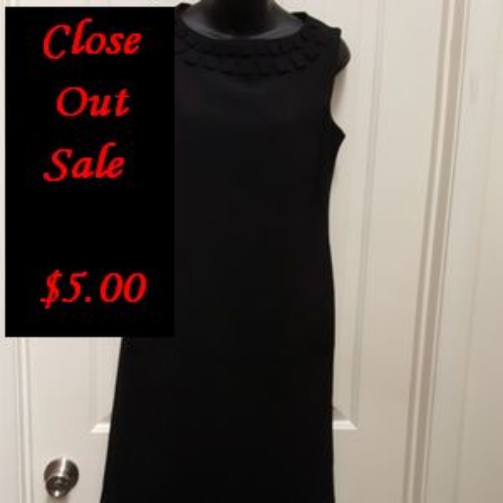 EUC Dana Buchman Black Lined Sleeveless Dress